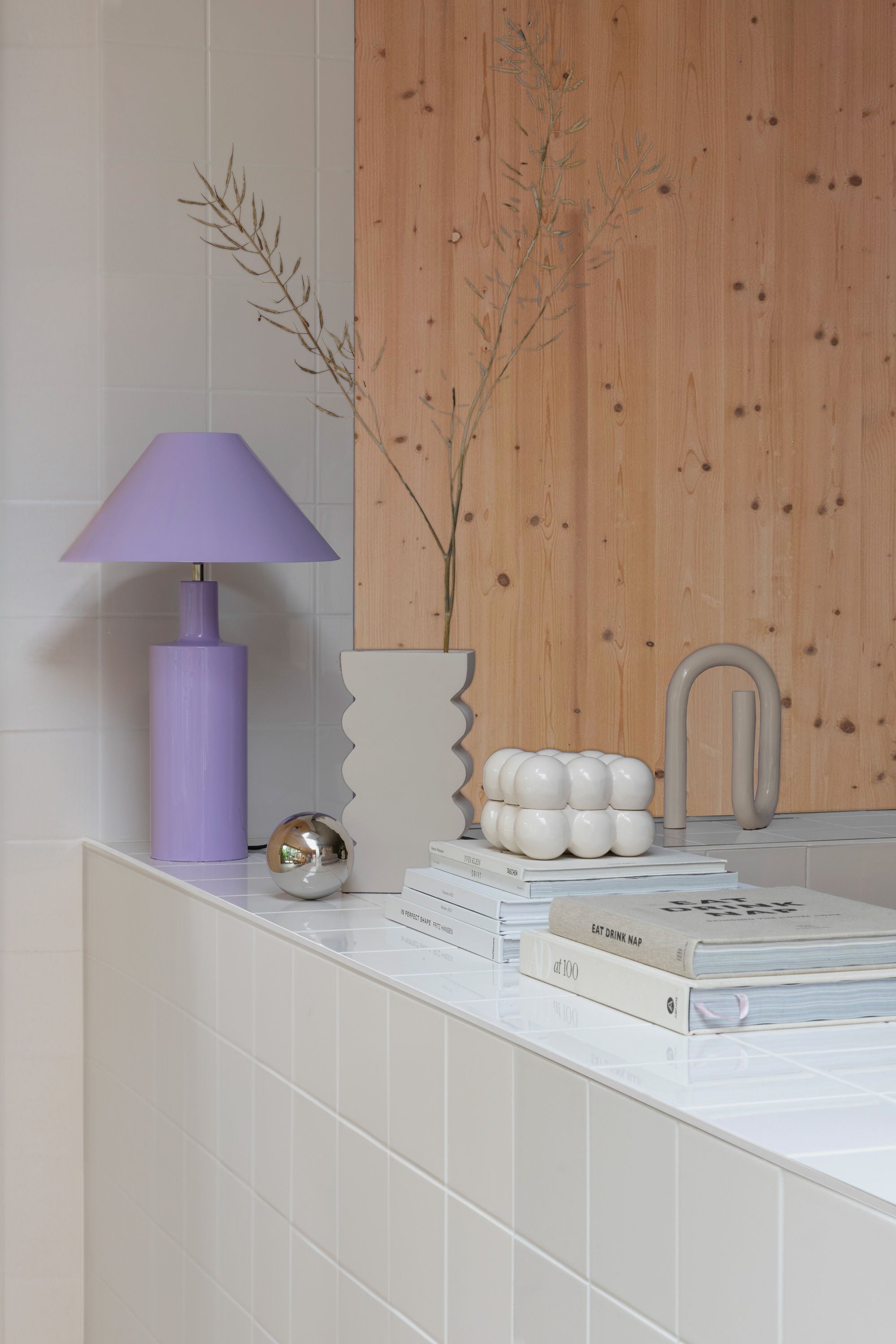 Zuiver Wonders Shiny Lilac Table Lamp
